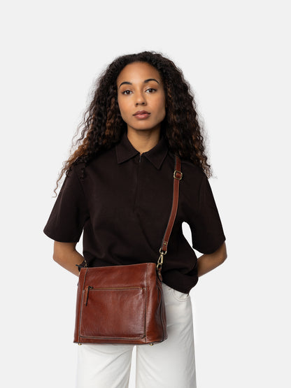RE:DESIGNED EST 2003 Myra Small Shoulder bag Cognac