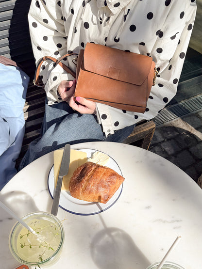 RE:DESIGNED EST 2003 Nana Crossover Tan