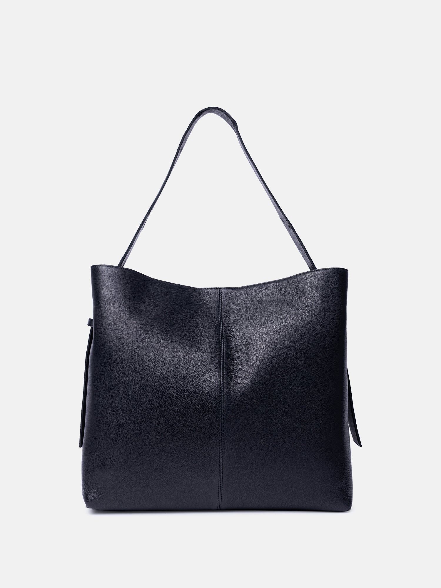 RE:DESIGNED EST 2003 Naya Big Shoulder bag Black