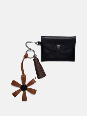 RE:DESIGNED EST 2003 Nela Keyhanger Black