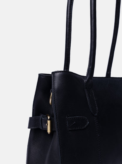 RE:DESIGNED EST 2003 Nellie Small Shoulder bag Black