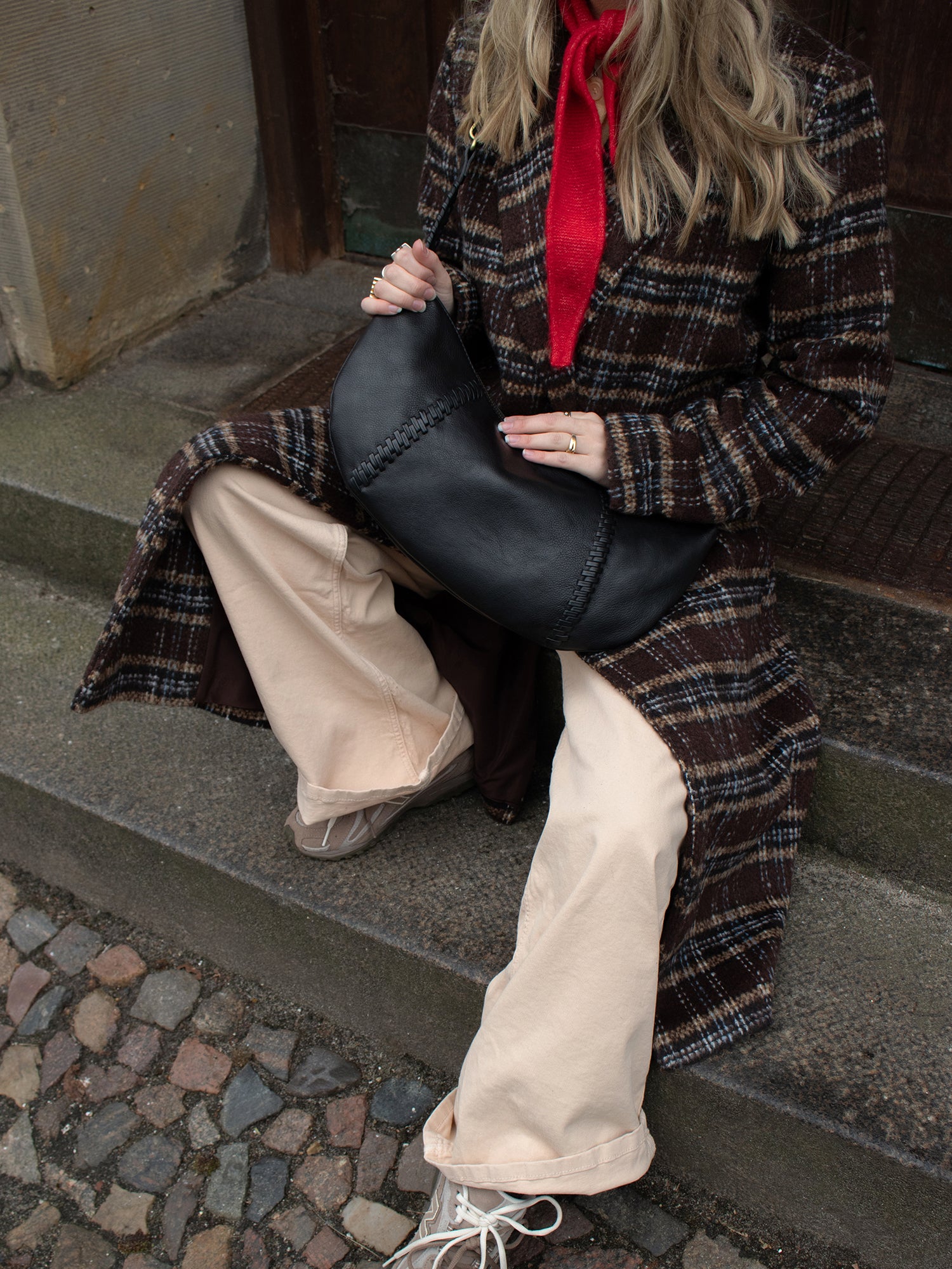 RE:DESIGNED EST 2003 Niam Big Crossover Black