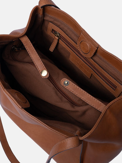 RE:DESIGNED EST 2003 Nino Shoulder bag Tan