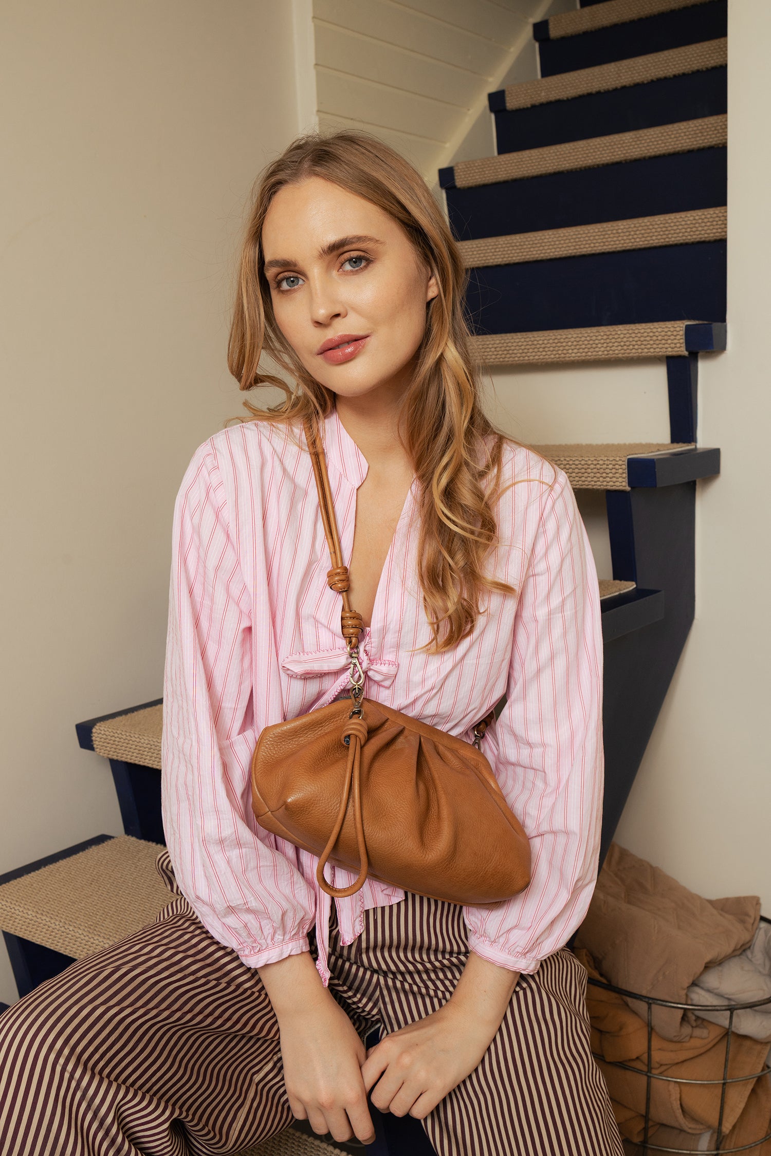 RE:DESIGNED EST 2003 Noha Big Crossover Tan