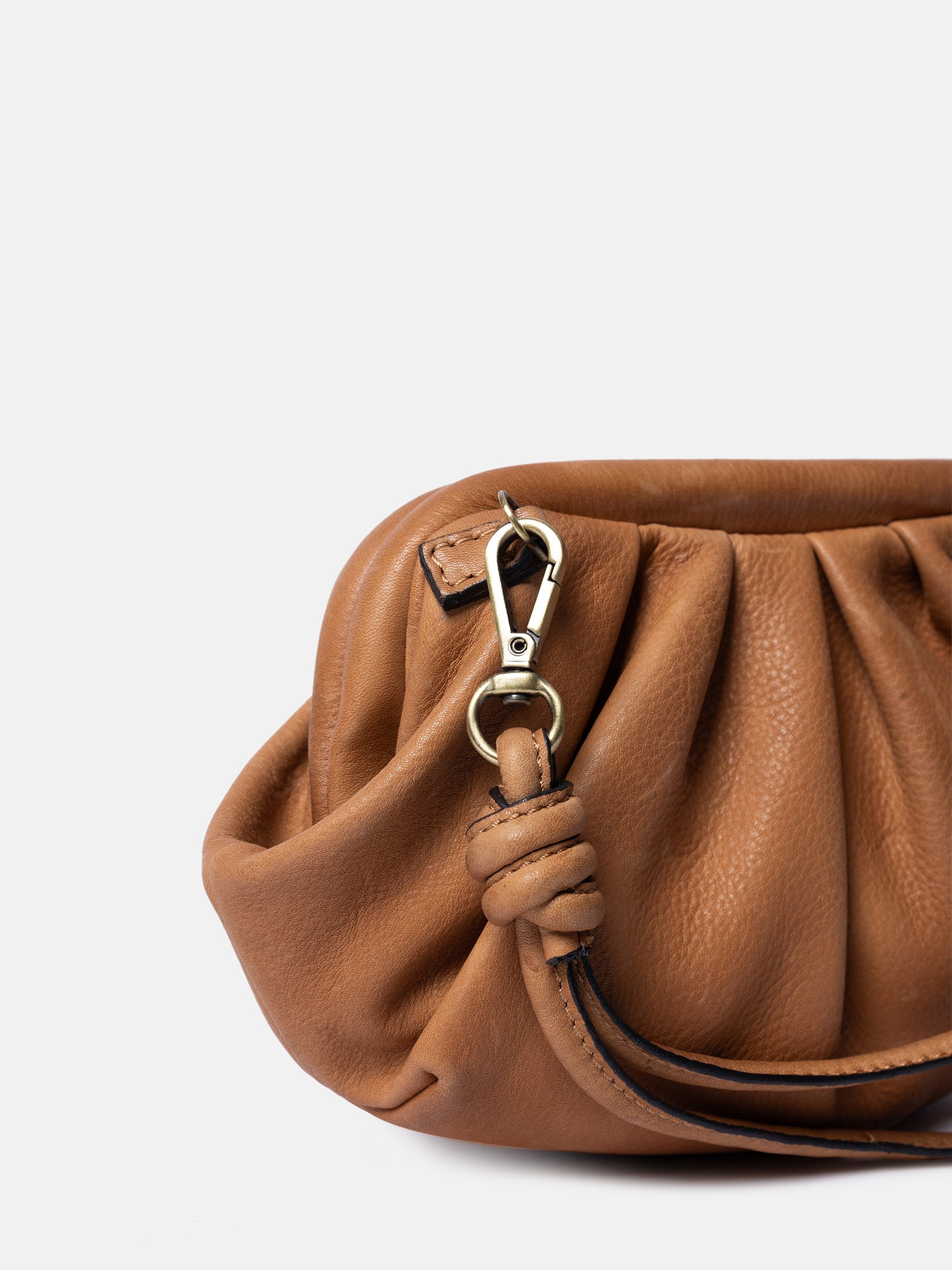 RE:DESIGNED EST 2003 Noha Small Crossover Tan