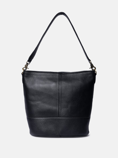 RE:DESIGNED EST 2003 Nomi Shoulder bag Black
