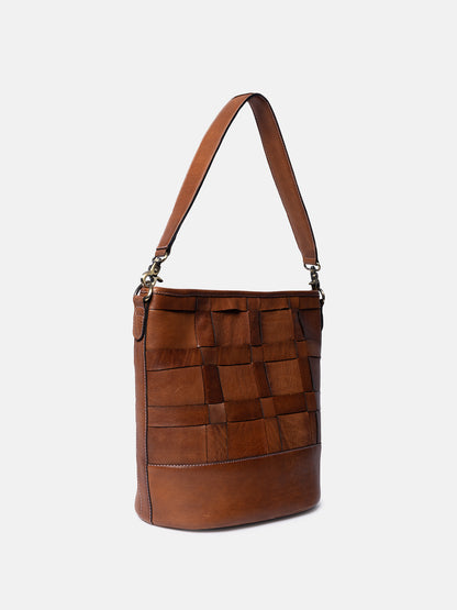 RE:DESIGNED EST 2003 Noor Big Shoulder bag Walnut