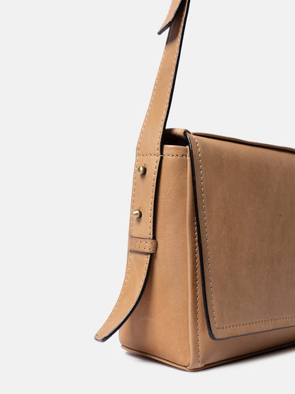 RE:DESIGNED EST 2003 Nory Crossover Camel