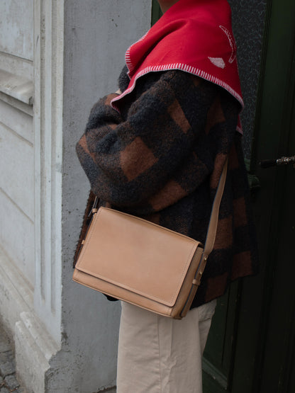 RE:DESIGNED EST 2003 Nory Crossover Camel