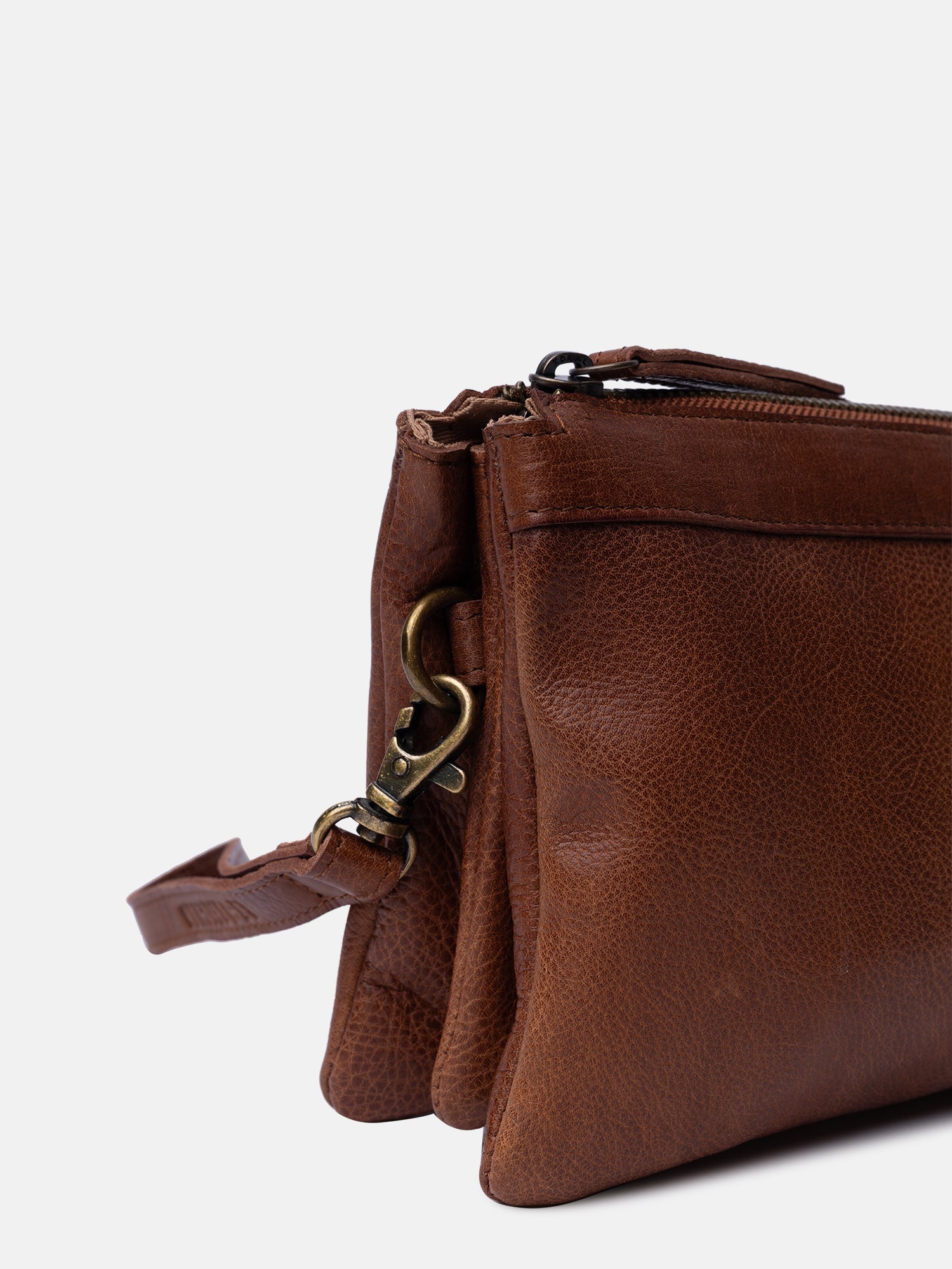 RE:DESIGNED EST 2003 Ola Clutch Walnut