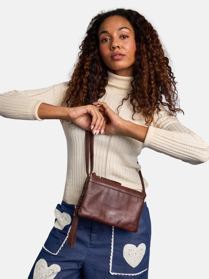 RE:DESIGNED EST 2003 Ola Clutch Woodsmoke