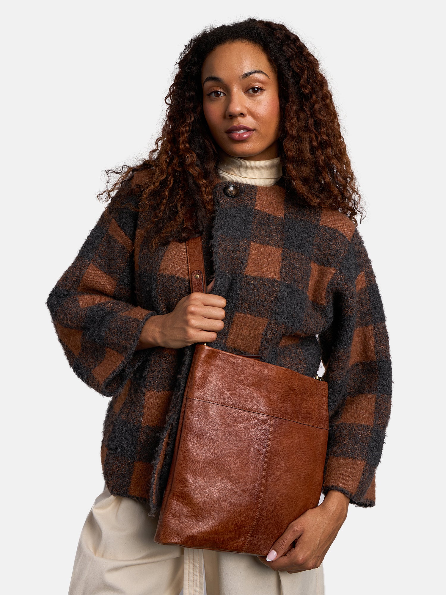 Olea Big - Walnut – RE:DESIGNED