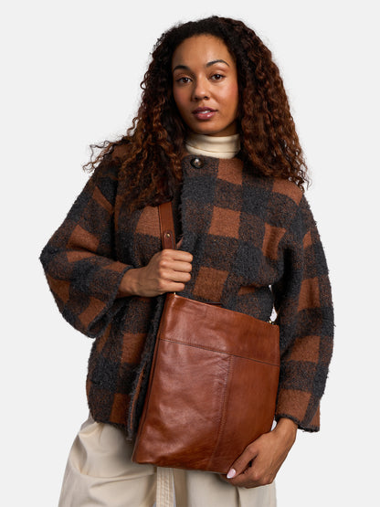 RE:DESIGNED EST 2003 Olea Big Crossover Walnut