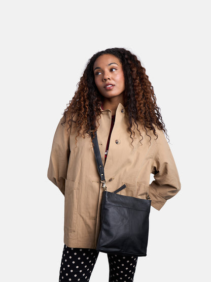 RE:DESIGNED EST 2003 Olea Small Crossover Black
