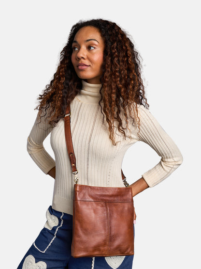 RE:DESIGNED EST 2003 Olea Small Crossover Walnut