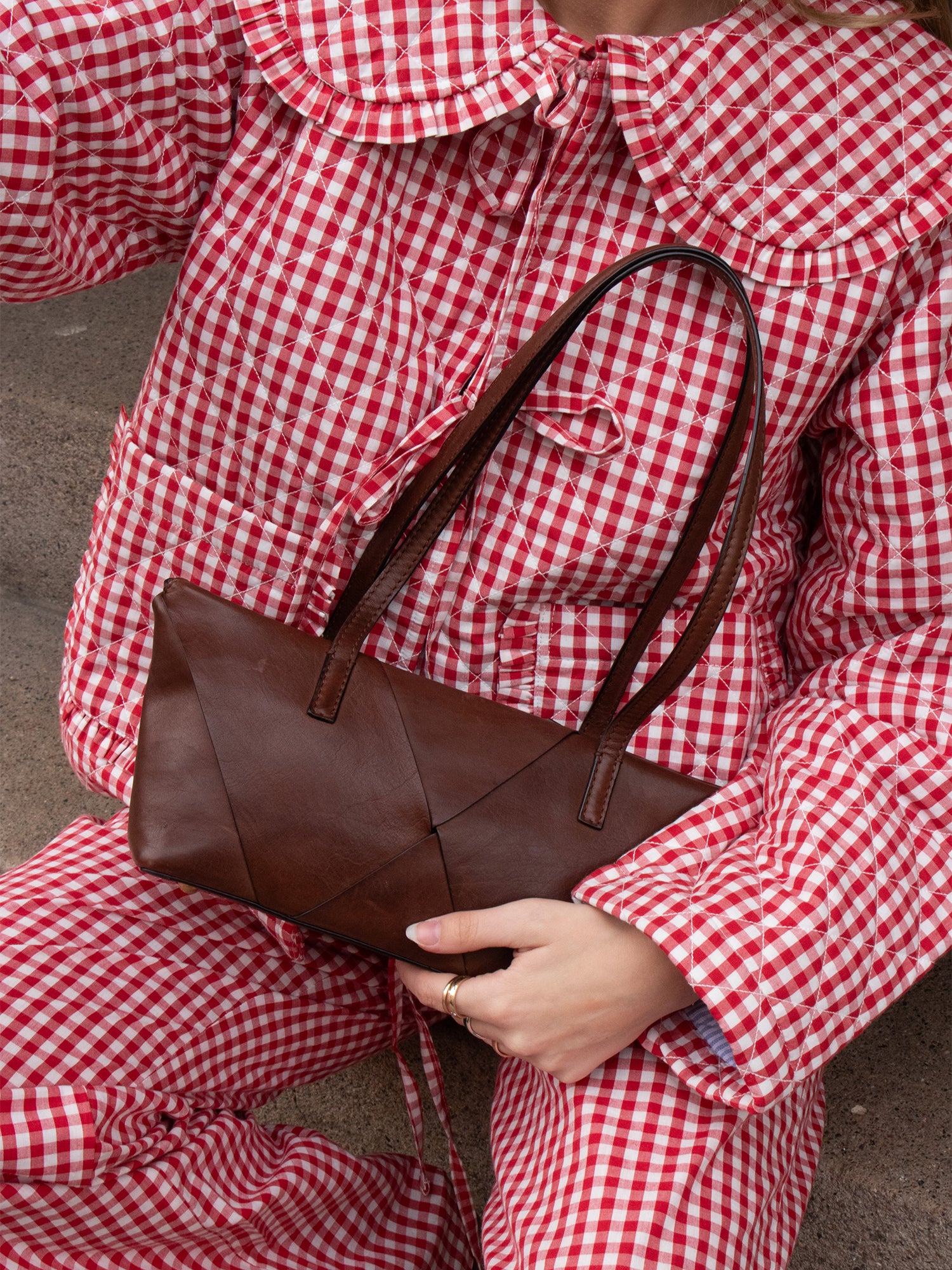 RE:DESIGNED EST 2003 Olia Small Shoulder bag Brown