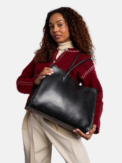 RE:DESIGNED EST 2003 Ora Big Shoulder bag Black