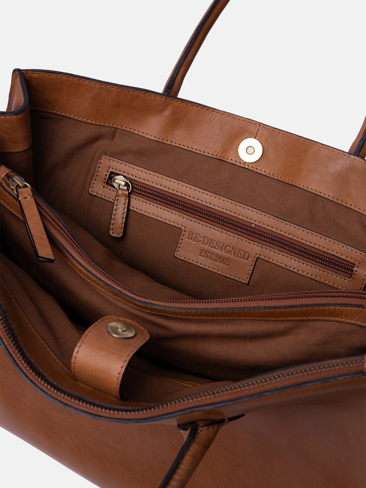 RE:DESIGNED EST 2003 Ora Big Shoulder bag Tan