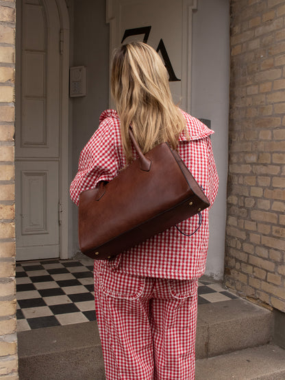 RE:DESIGNED EST 2003 Ora Small Shoulder bag Brown