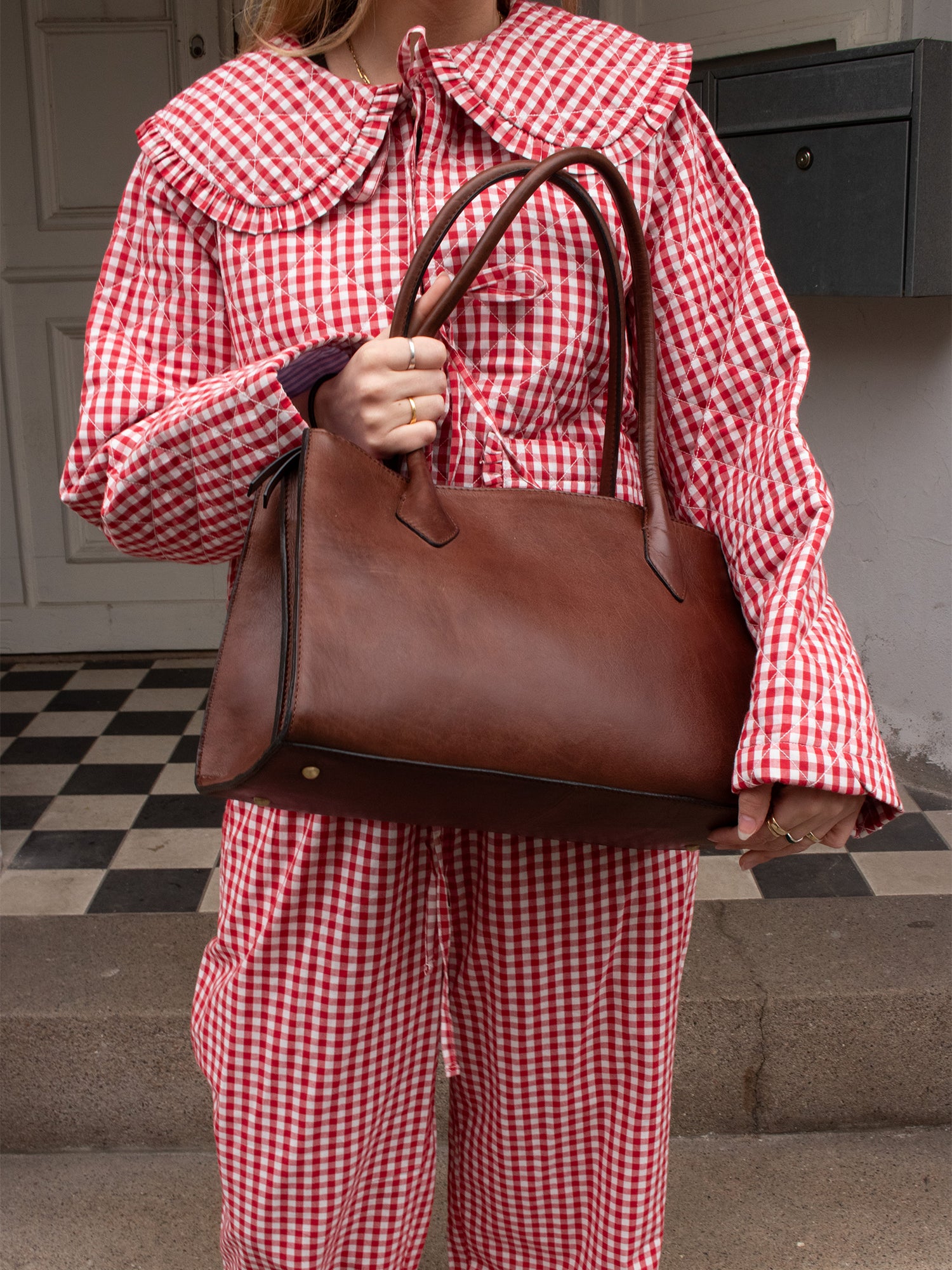 RE:DESIGNED EST 2003 Ora Small Shoulder bag Brown