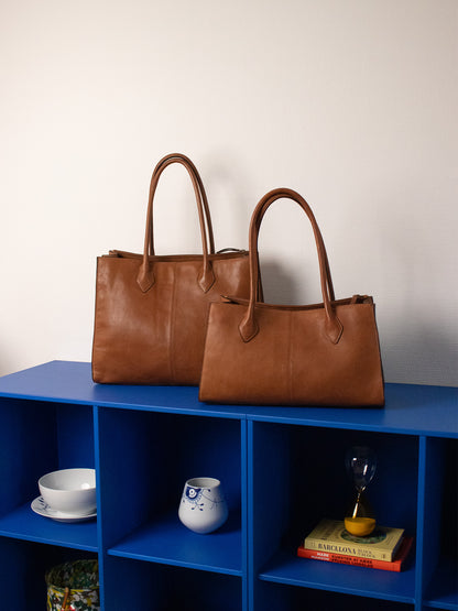 RE:DESIGNED EST 2003 Ora Small Shoulder bag Tan