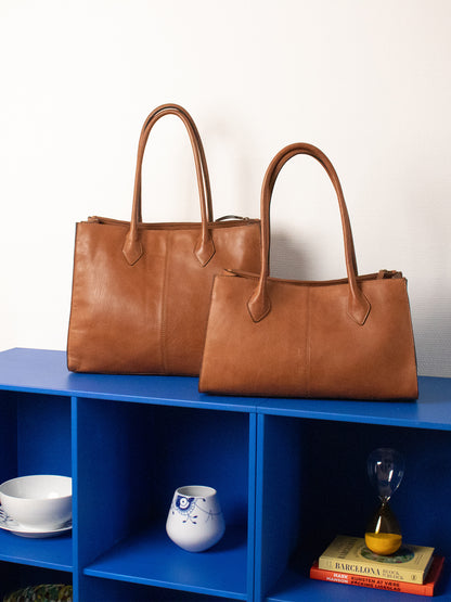 RE:DESIGNED EST 2003 Ora Small Shoulder bag Tan