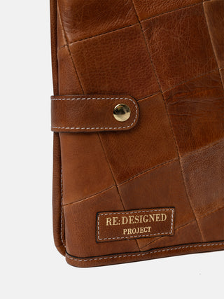 PROJECT Project 22 Needle Case Walnut/Gold