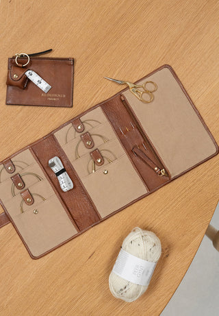 PROJECT Project 7 Needle Case Walnut/Gold