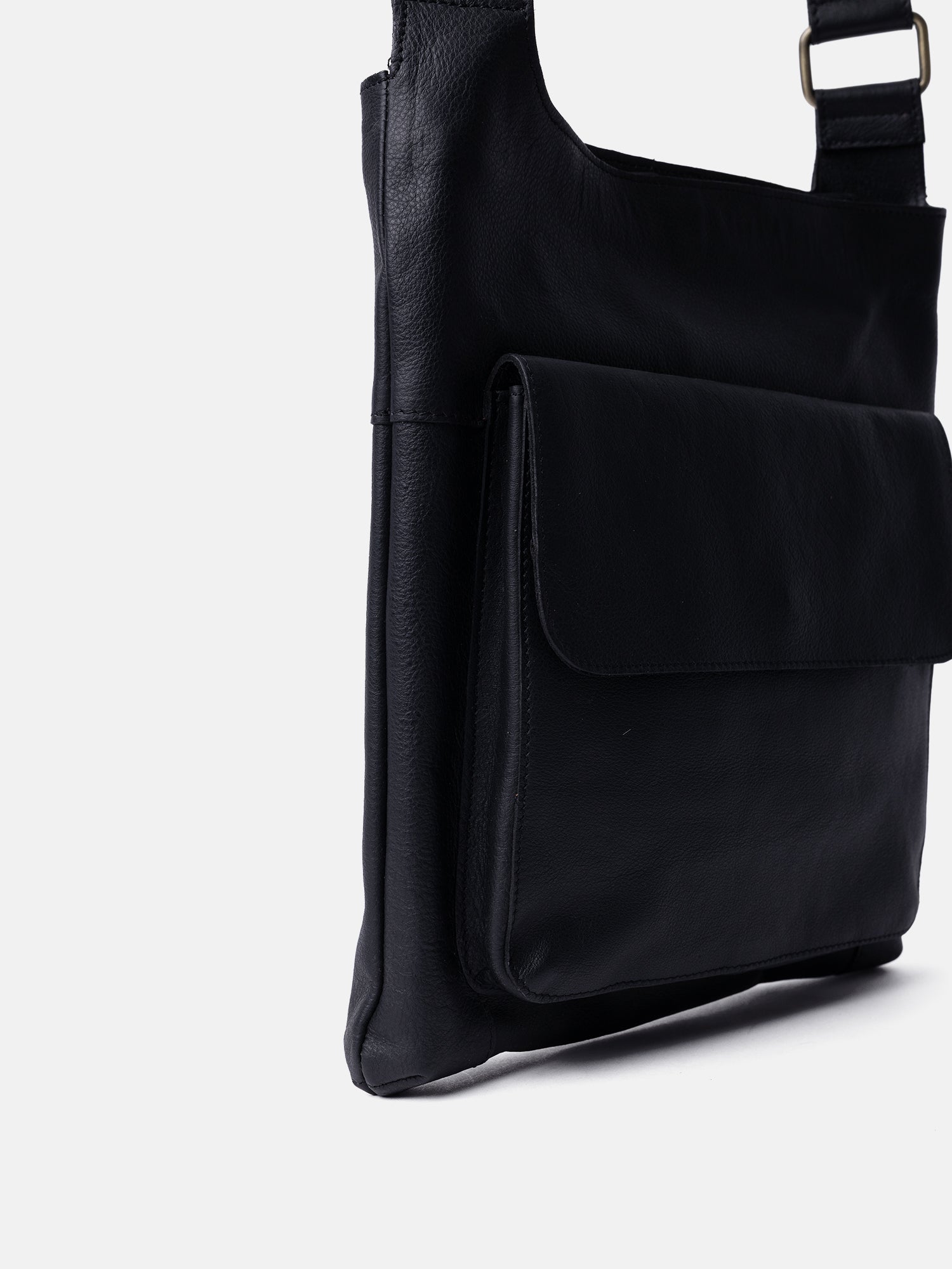 RE:DESIGNED EST 2003 Sara Big Crossover Black