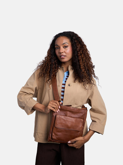 RE:DESIGNED EST 2003 Sara Big Crossover Walnut
