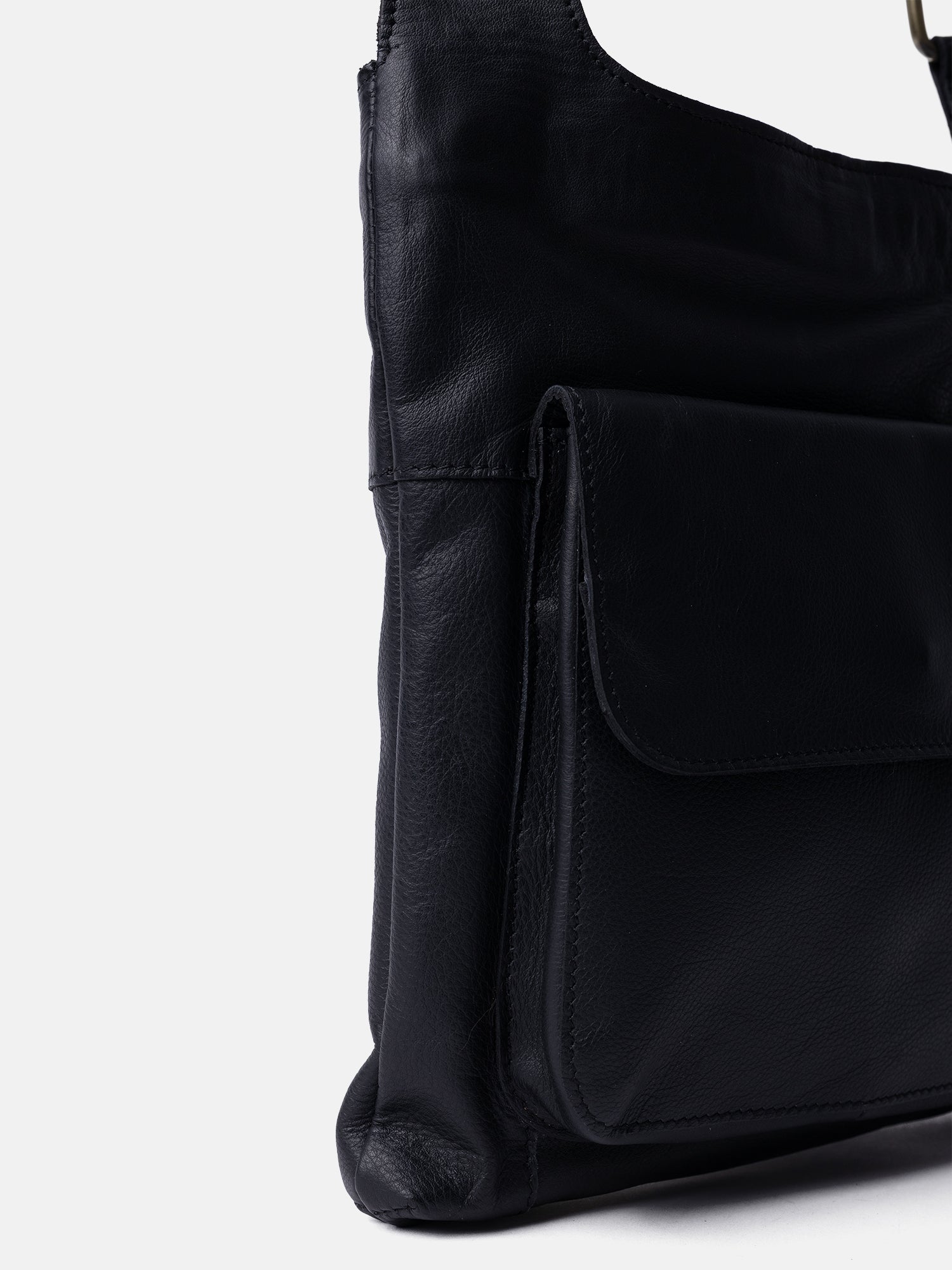 RE:DESIGNED EST 2003 Sara Small Crossover Black