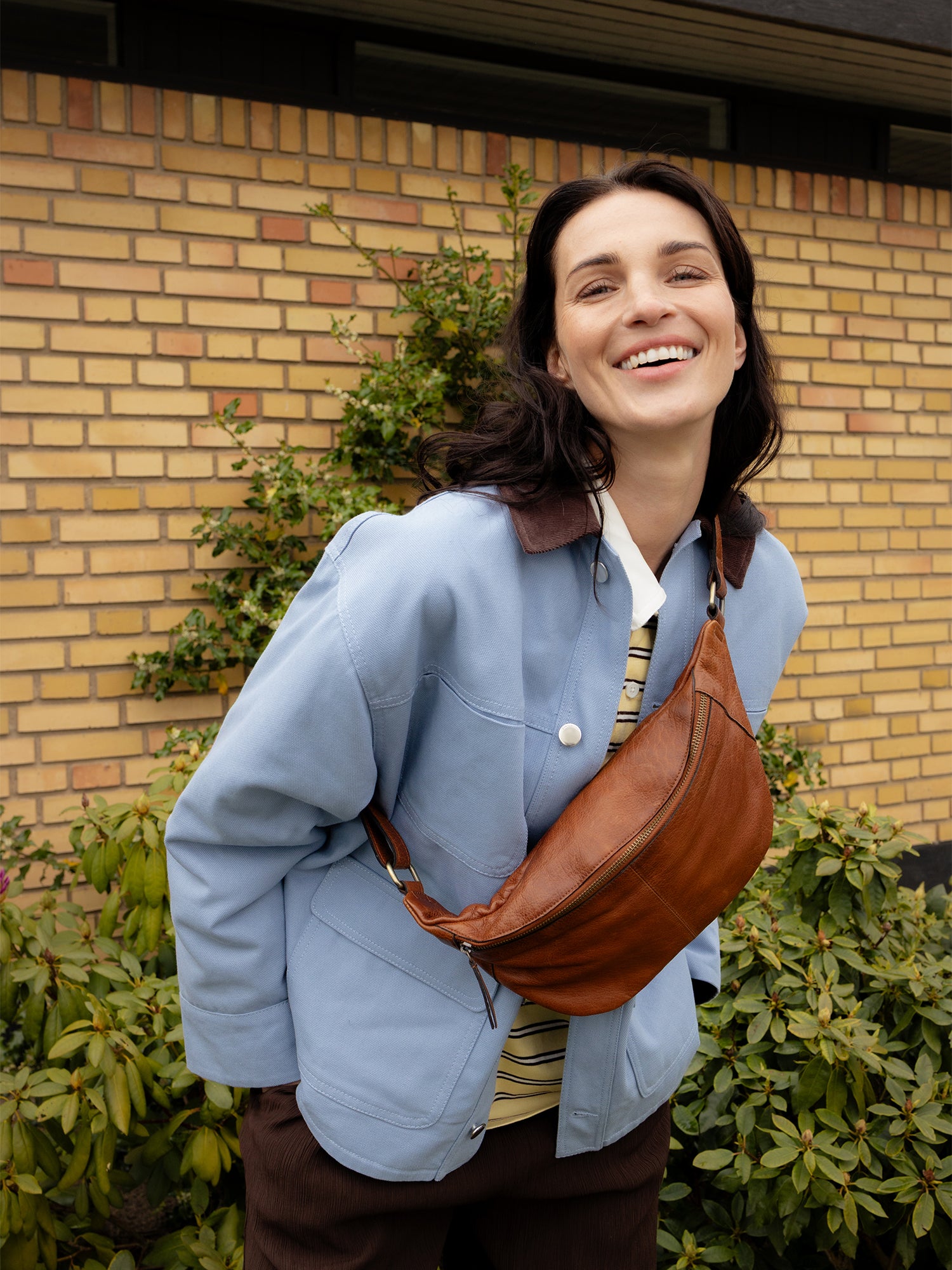 RE:DESIGNED EST 2003 Selina Bumbag Walnut