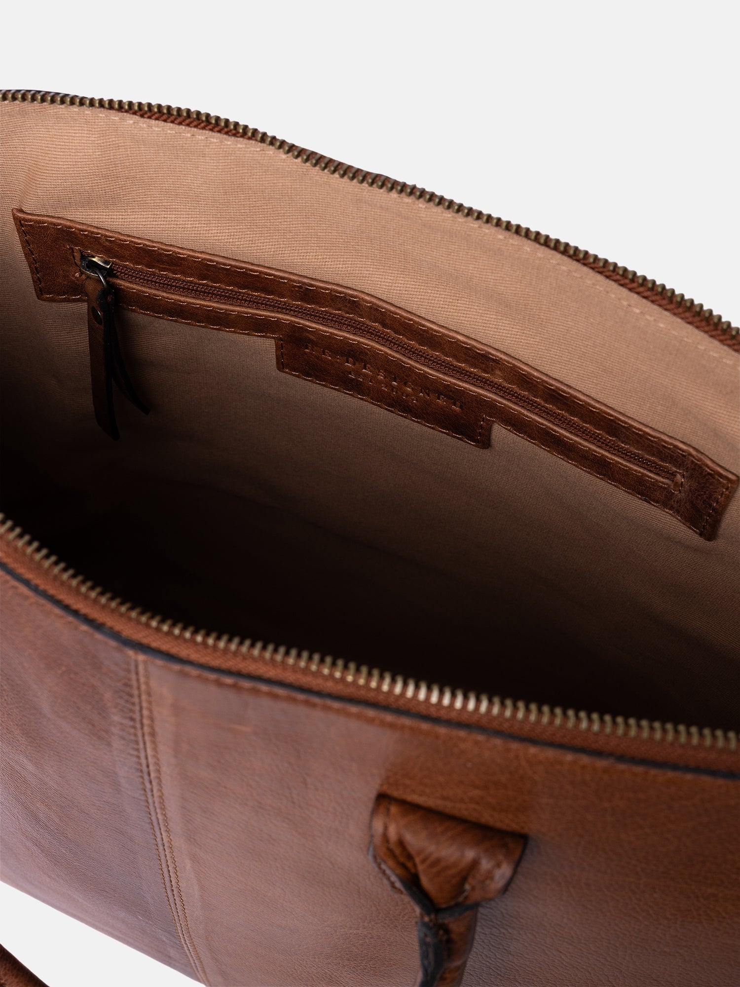 RE:DESIGNED EST 2003 Silje Big Shoulder bag Walnut