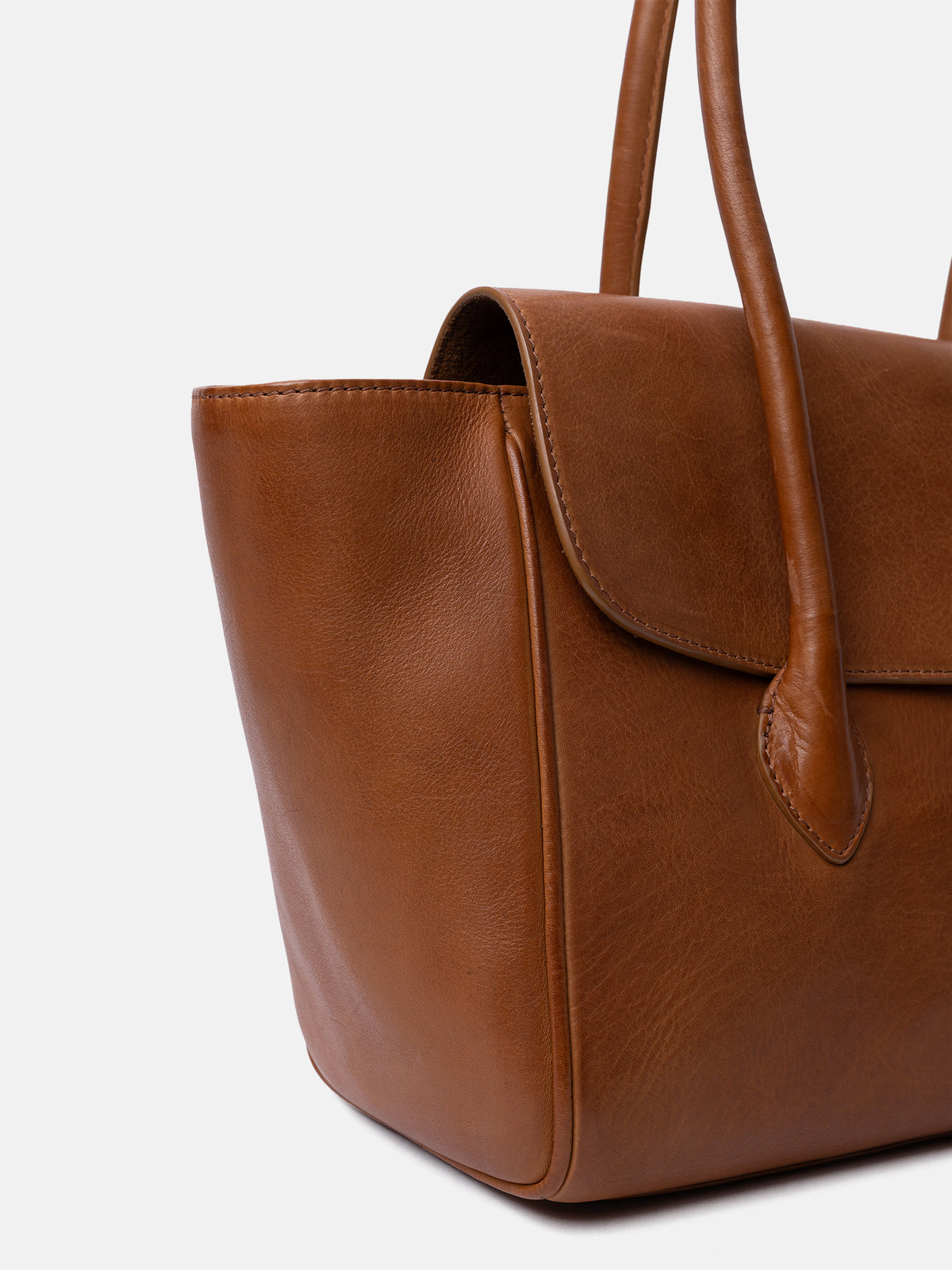 RE:DESIGNED EST 2003 Sisu Big Handbag Tan