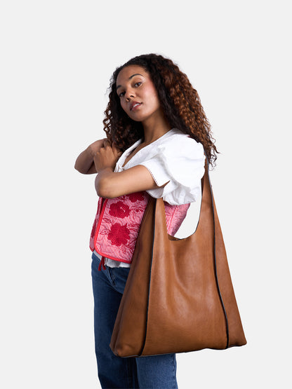 RE:DESIGNED EST 2003 Siv Big Shoulder bag Tan
