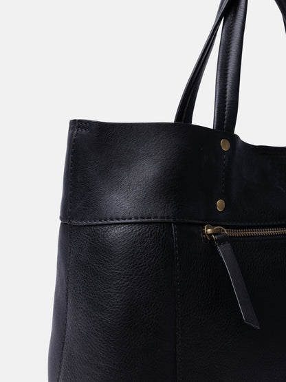 RE:DESIGNED EST 2003 Sofie Small Shoulder bag Black