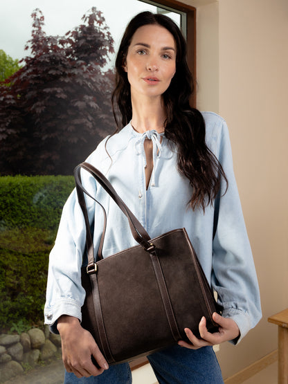 RE:DESIGNED EST 2003 Sola Shoulder bag Dark Brown