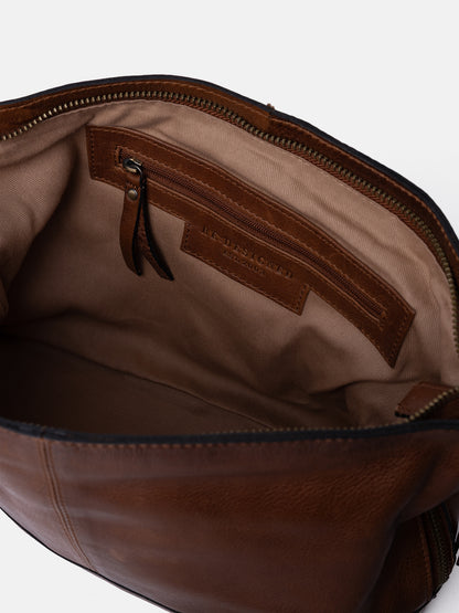 RE:DESIGNED EST 2003 Svea Small Crossover Walnut