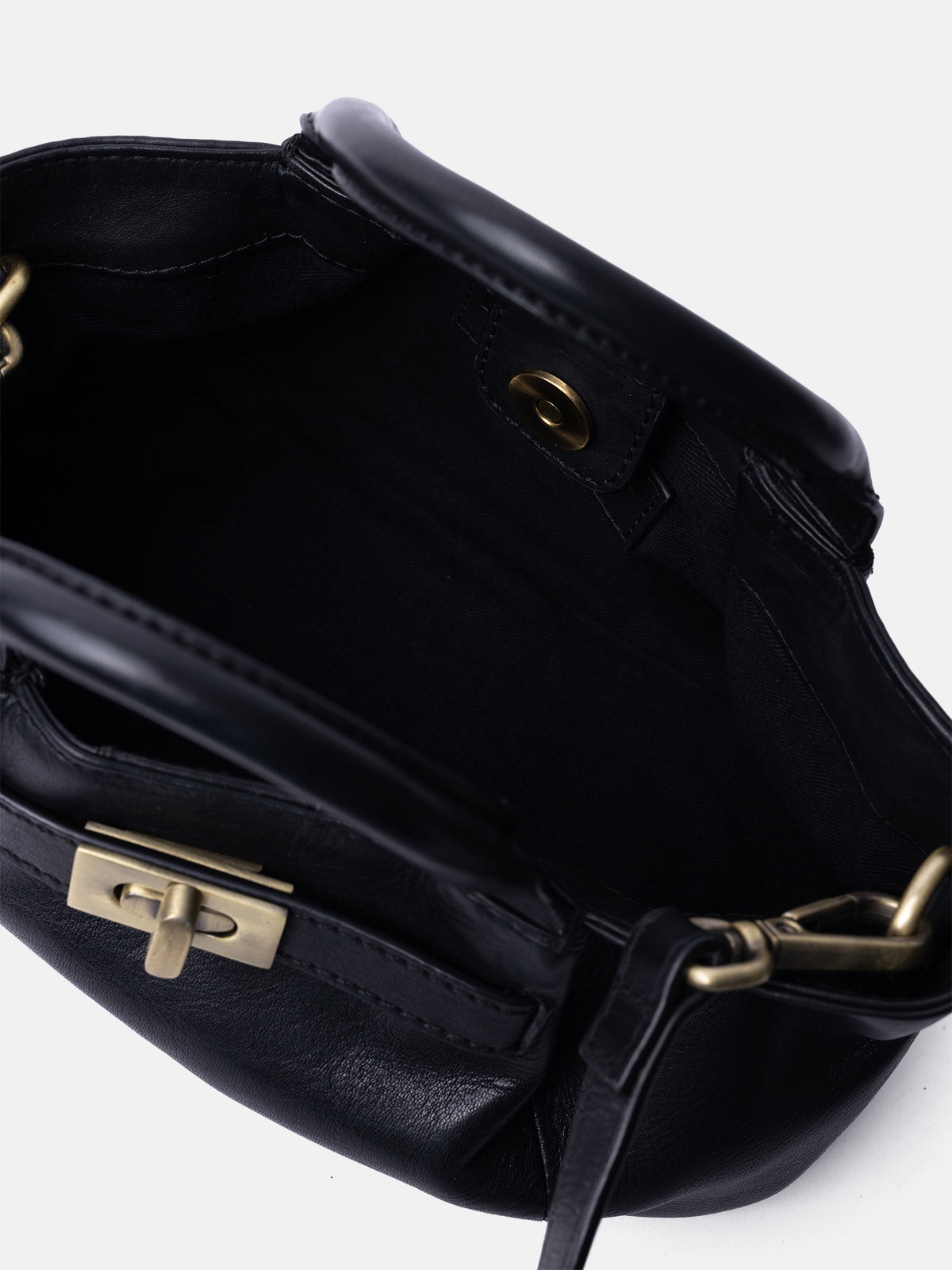 RE:DESIGNED EST 2003 Urda Small Crossover Black
